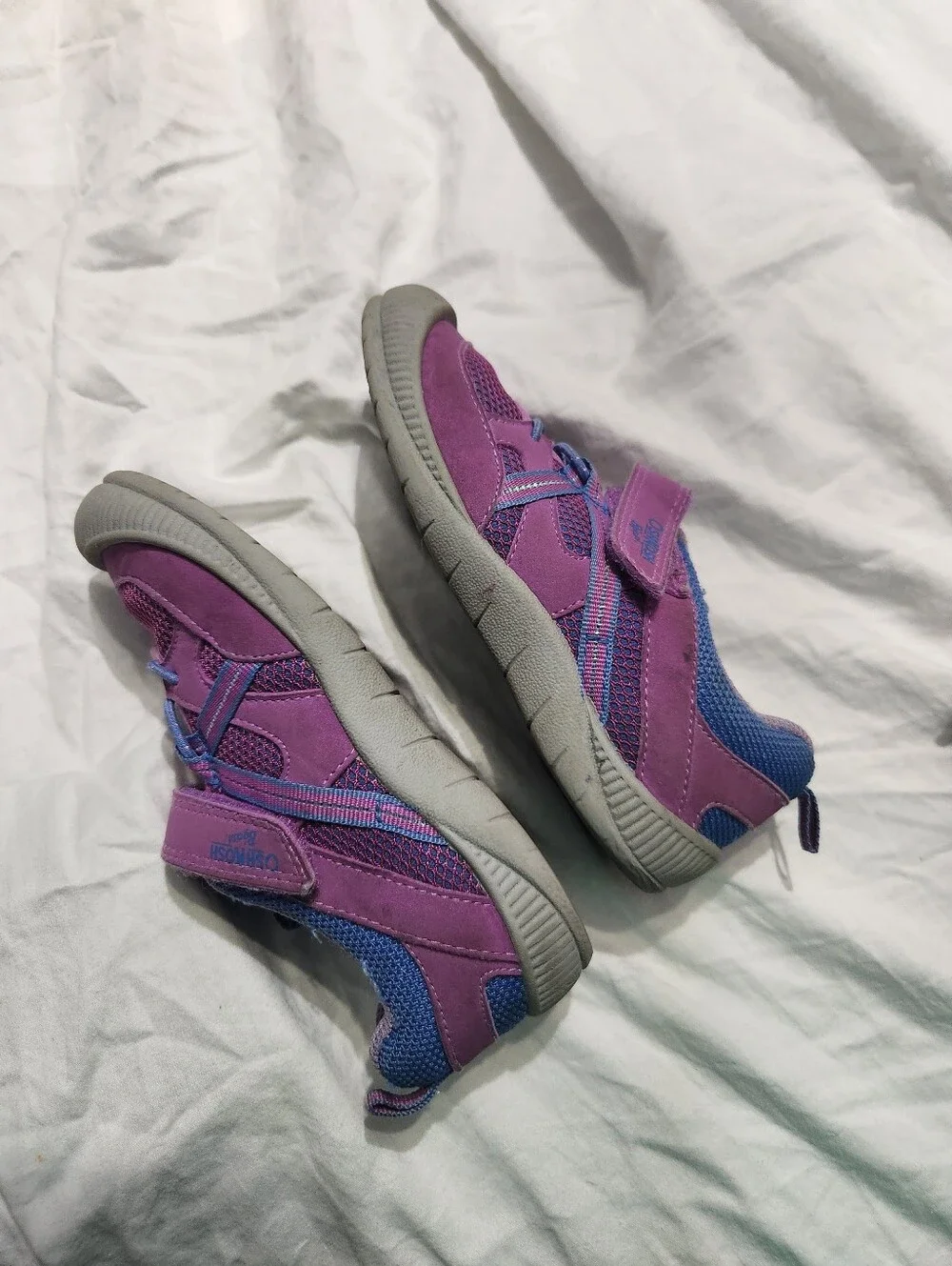 OshKosh Size 11 Athletic Sneakers